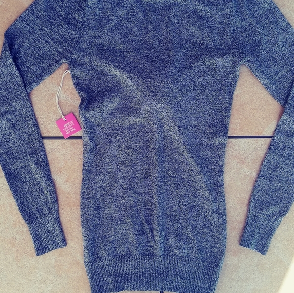 Poof NWT Christmas Sweater sz Sm Gray Gold Sequins - Picture 9 of 13